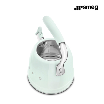 SMEG CKLW2001PG Чайник со свистком, 2.3 л, цвет пастельный зелёный