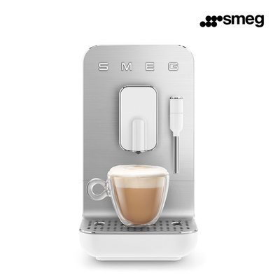 SMEG BCC12WHMEU Кофемашина белый