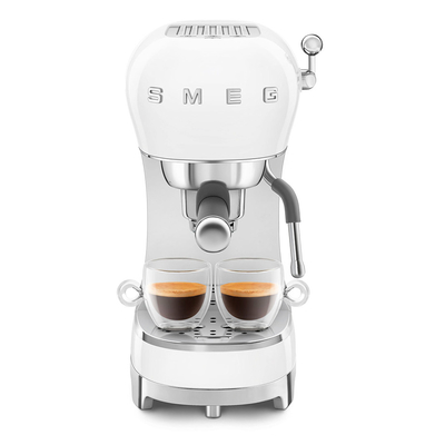 SMEG ECF02WHEU Кофемашина-эспрессо белый